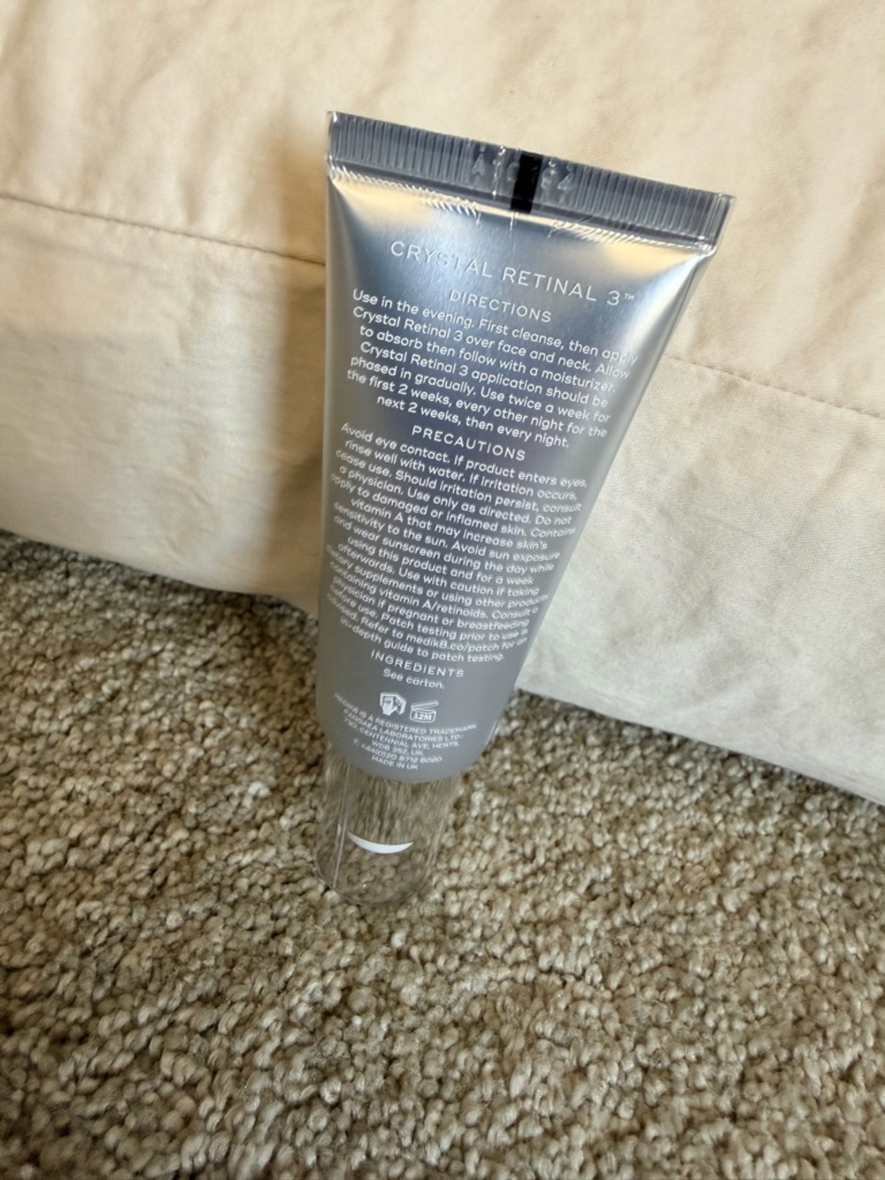 Medik8 Crystal Retinal 3 Night Serum - Silver - Picture 4 of 5